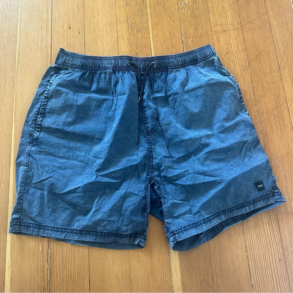 Zanerobe shorts/ board shorts navy blue EUC drawstring with pockets size 34